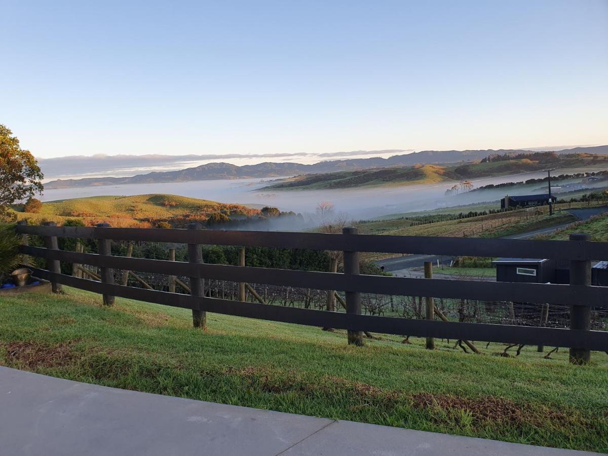 Vineyard Vacation Hotel Mangawhai Buitenkant foto